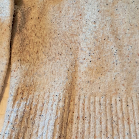 Universal Thread Women's Cream Color Crewneck Sweater XL - Picture 4 of 7